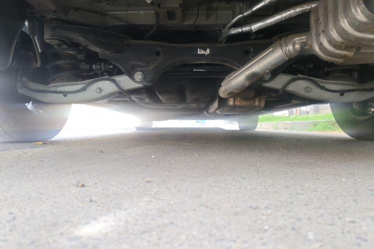 Used Buick GL8 2023 Avenir Aivia Six-Seat Deluxe Edition Chassis Rear