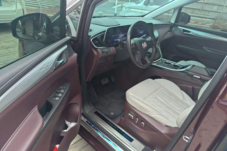 Used Buick GL8 2023 Avenir Aivia Six-Seat Deluxe Edition Driver Seat