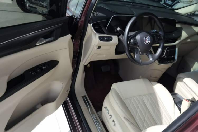 Used Buick GL8 2023 ES Lu Zun Flagship Model Driver Seat