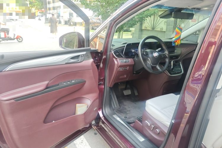 Used Buick GL8 2023 Avenir Aivia Six-Seat Deluxe Edition Driver Seat
