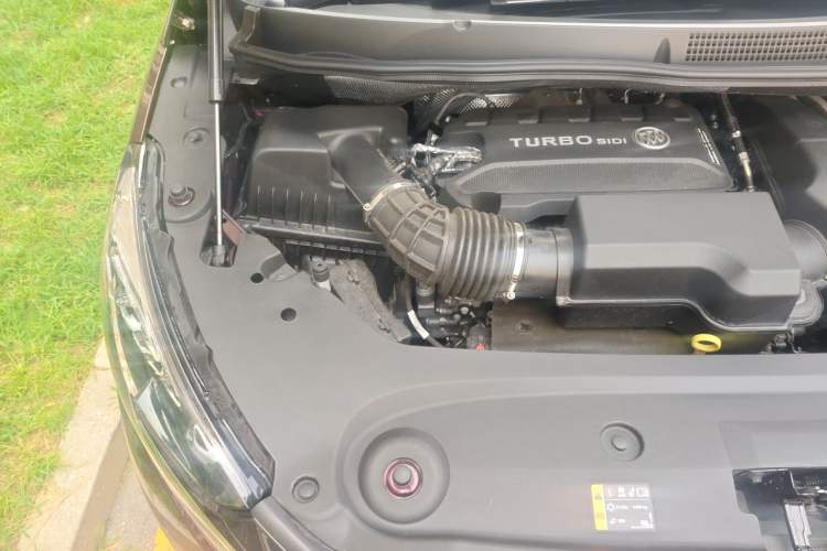 Used Buick GL8 2023 Avenir Aivia Six-Seat Deluxe Edition Engine Bay Right