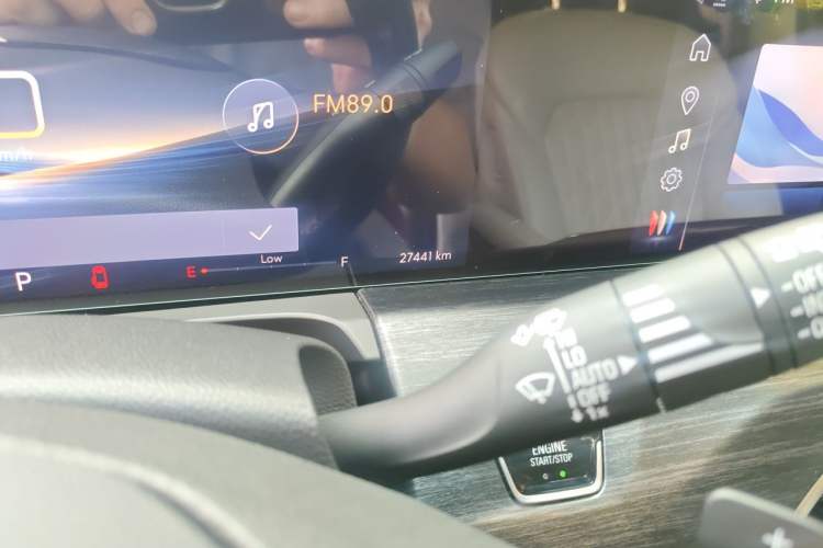 Used Buick GL8 2023 Avenir Aivia Six-Seat Deluxe Edition Odometer Close Up
