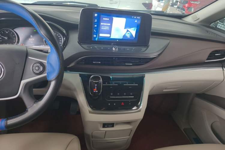 Used Buick GL8 2023 Land Executive Class Comfort Model Audio And AC Panel