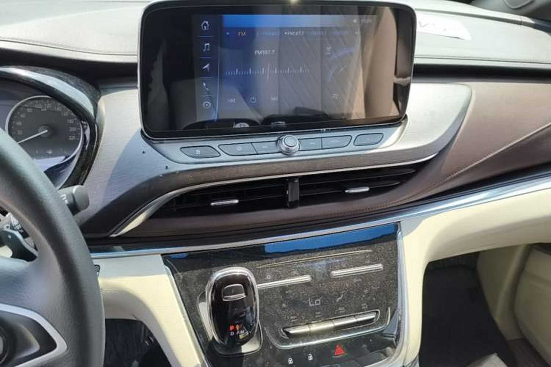 Used Buick GL8 2023 Land Executive Class Comfort Model Audio And AC Panel