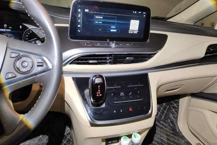 Used Buick GL8 2023 Land Business Class Smart Deluxe Model Audio And AC Panel