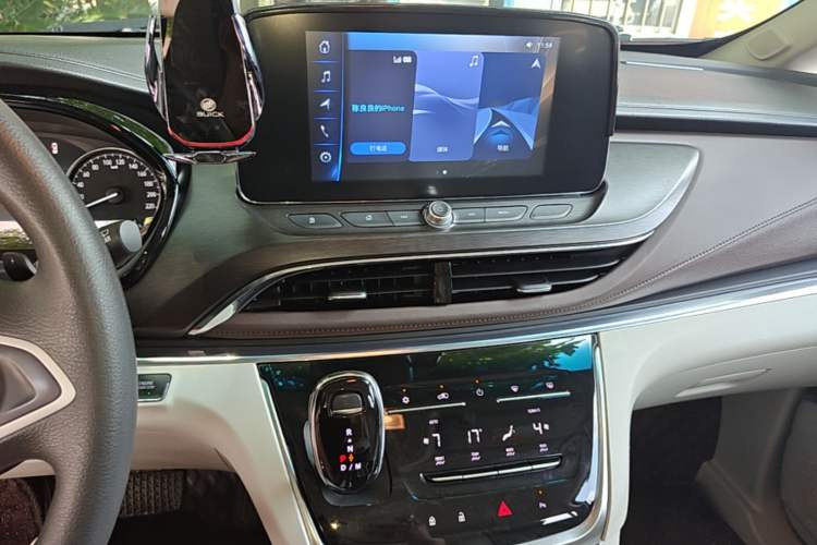 Used Buick GL8 2023 Land Executive Class Comfort Model Audio And AC Panel