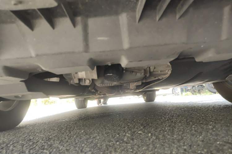 Used Buick GL8 2023 Facelifted Land Cruiser Executive Luxury Version Chassis Front
