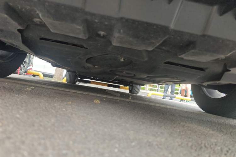 Used Buick GL8 2023 Land Business Class Smart Deluxe Model Chassis Front
