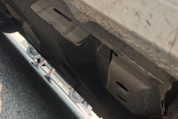 Used Buick GL8 2023 ES Lu Zun Comfort Model Chassis Front Right