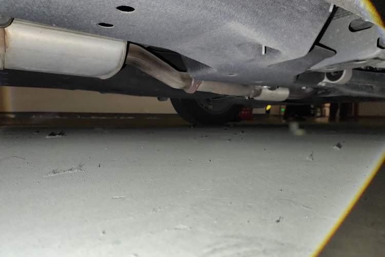 Used Buick GL8 2023 Land Business Class Smart Deluxe Model Chassis Front Right