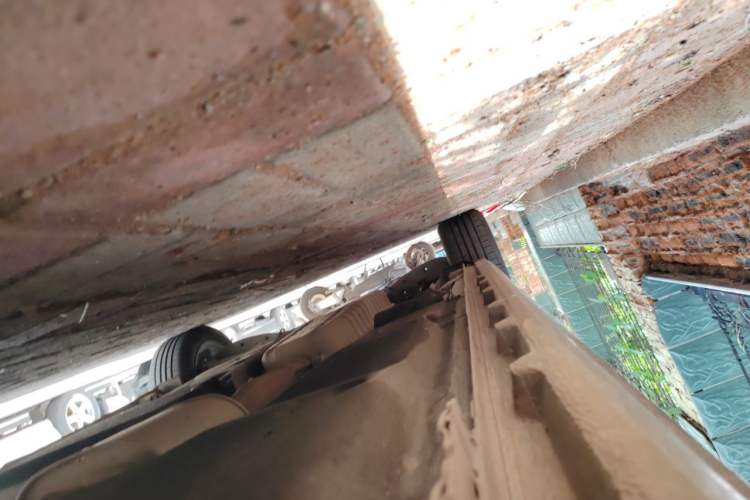 Used Buick GL8 2023 ES Lu Zun Deluxe Model Chassis Front Right