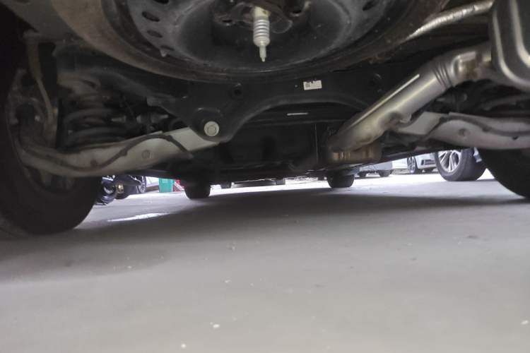 Used Buick GL8 2023 ES Lu Zun Deluxe Model Chassis Rear