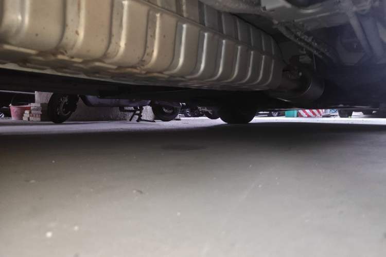 Used Buick GL8 2023 ES Lu Zun Deluxe Model Chassis Rear Right
