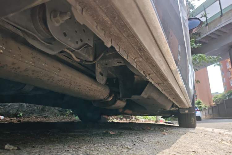 Used Buick GL8 2023 Land Executive Class Comfort Model Chassis Rear Right