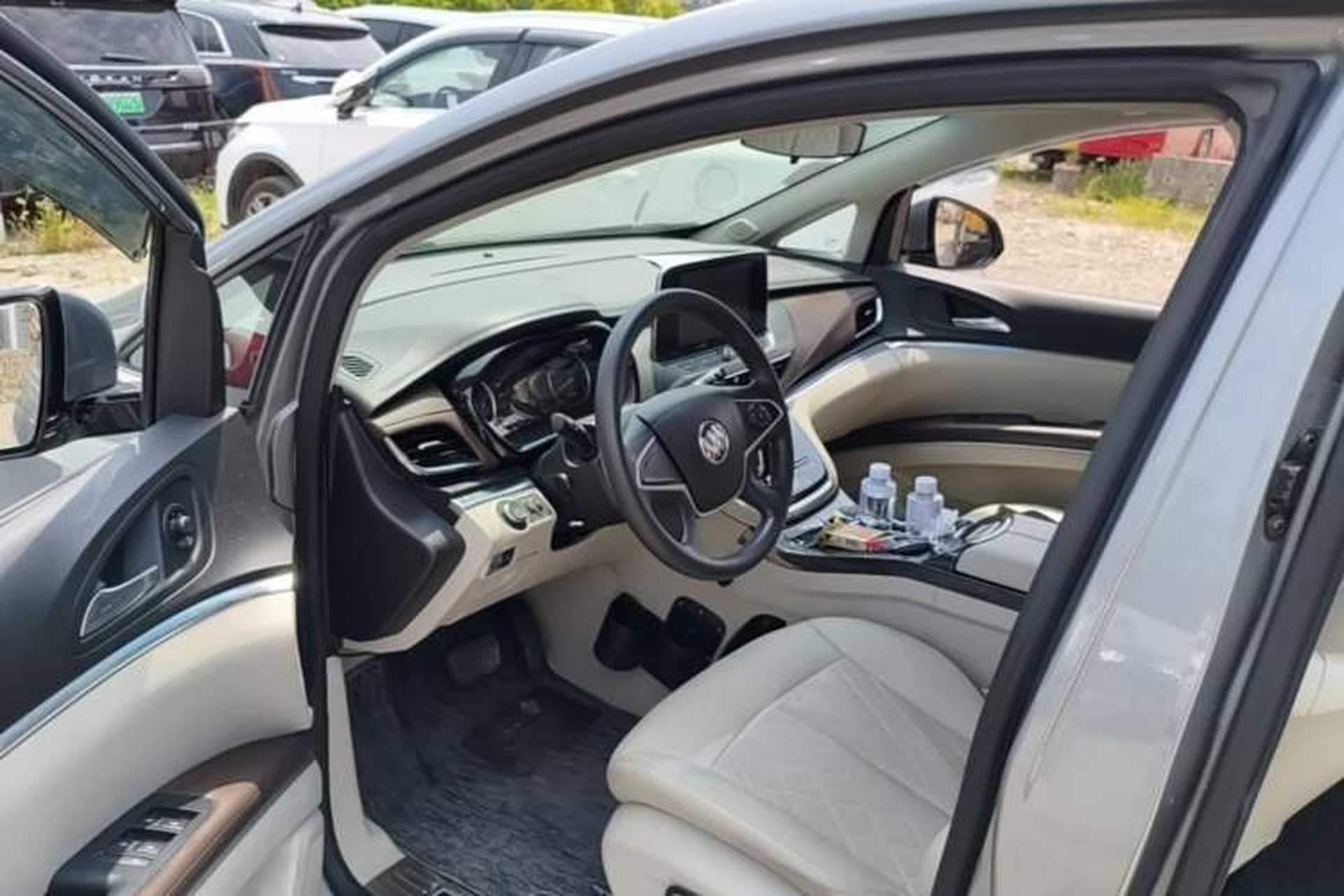 Used Buick GL8 2023 Land Executive Class Comfort Model Driver Seat