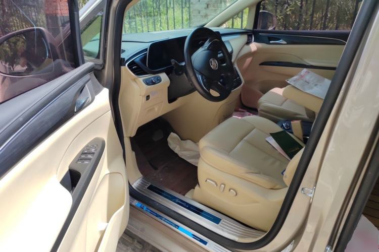 Used Buick GL8 2023 ES Lu Zun Deluxe Model Driver Seat