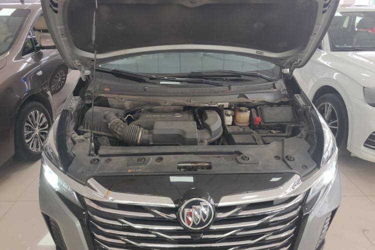 Used Buick GL8 2023 Land Executive Class Comfort Model Engine Bay