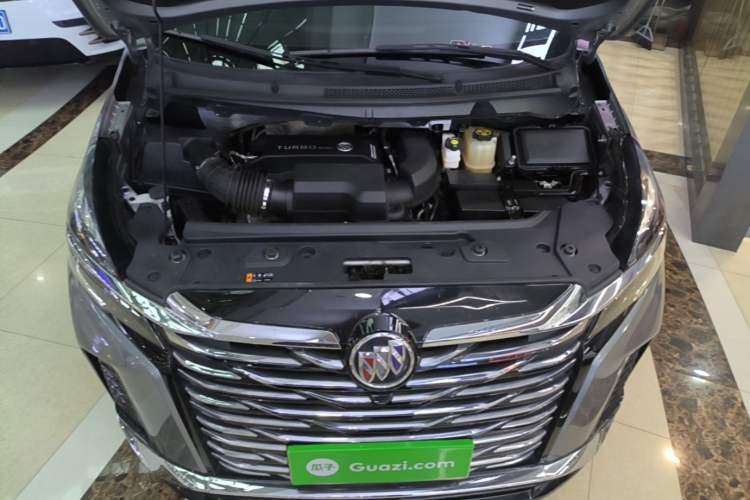 Used Buick GL8 2023 Land Executive Class Comfort Model Engine Bay