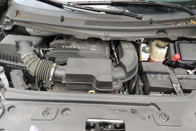 Used Buick GL8 2023 Facelifted Land Cruiser Executive Luxury Version Engine Bay