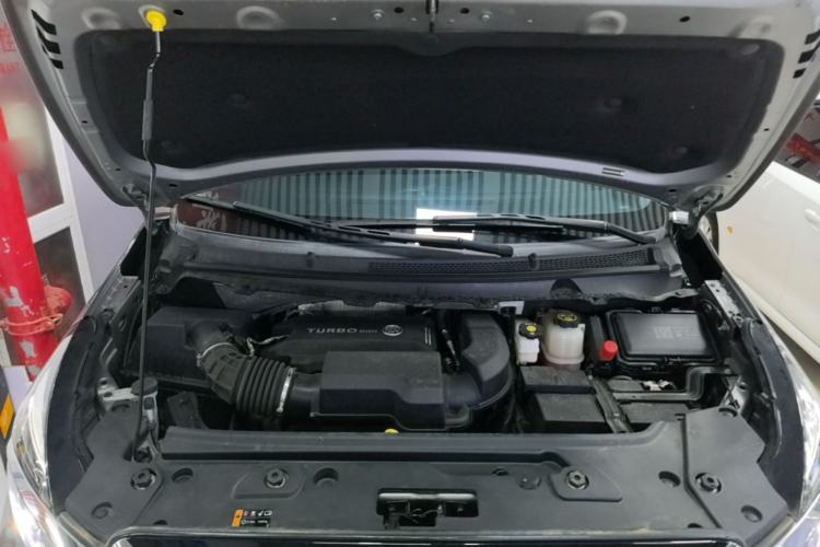 Used Buick GL8 2023 Land Executive Class Smart Enjoyment Model Engine Bay
