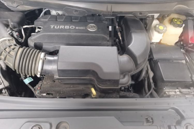 Used Buick GL8 2023 Facelifted Land Cruiser Executive Luxury Version Engine Bay