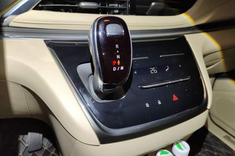 Used Buick GL8 2023 Land Business Class Smart Deluxe Model Gear Lever