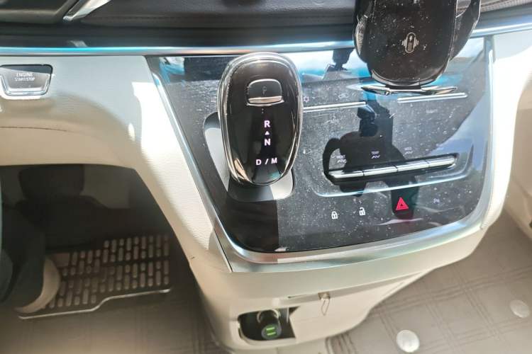 Used Buick GL8 2023 Land Executive Class Comfort Model Gear Lever