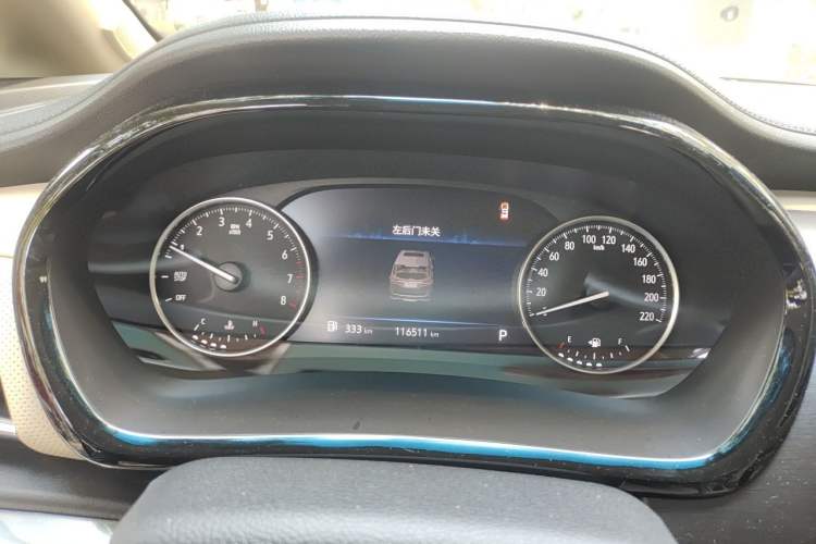 Used Buick GL8 2023 Facelifted Land Cruiser Executive Luxury Version Instrument Cluster