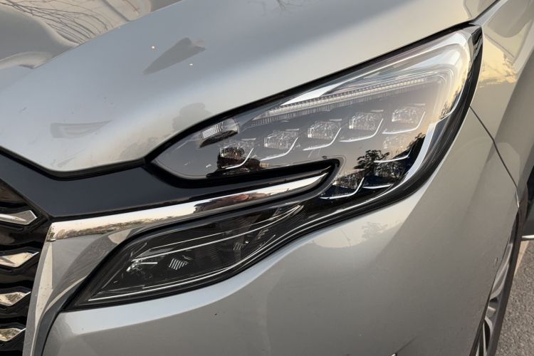 Used Buick GL8 2023 ES Lu Zun Deluxe Model Left Front Headlight