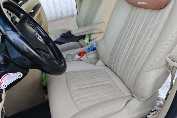 Used Buick GL8 2023 Land Business Class Smart Deluxe Model Left Front Seat