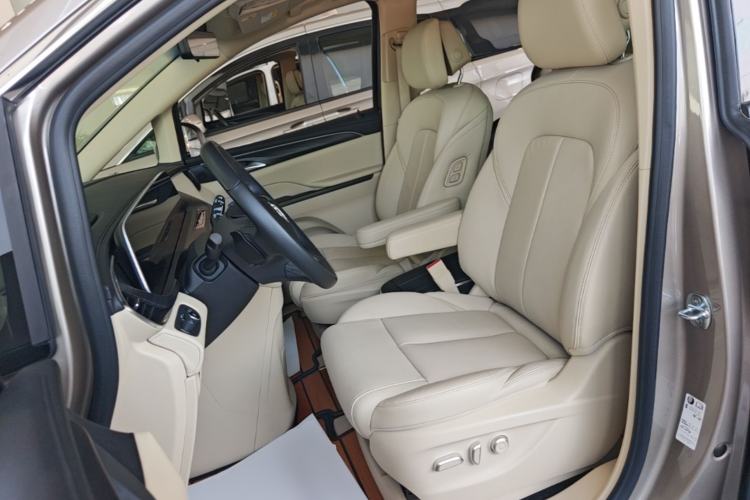 Used Buick GL8 2023 ES Lu Zun Deluxe Model Left Front Seat
