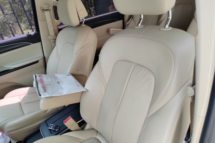 Used Buick GL8 2023 ES Lu Zun Deluxe Model Left Front Seat