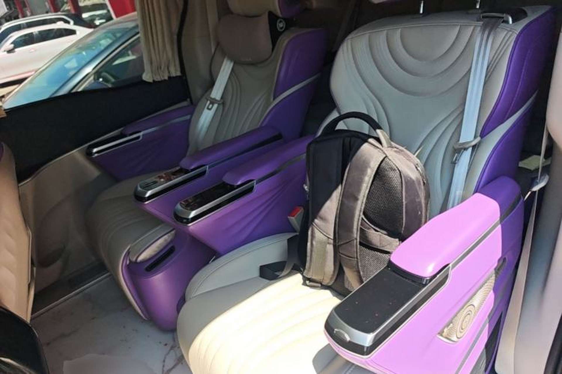 Used Buick GL8 2023 Land Executive Class Smart Enjoyment Model Left Rear Seat