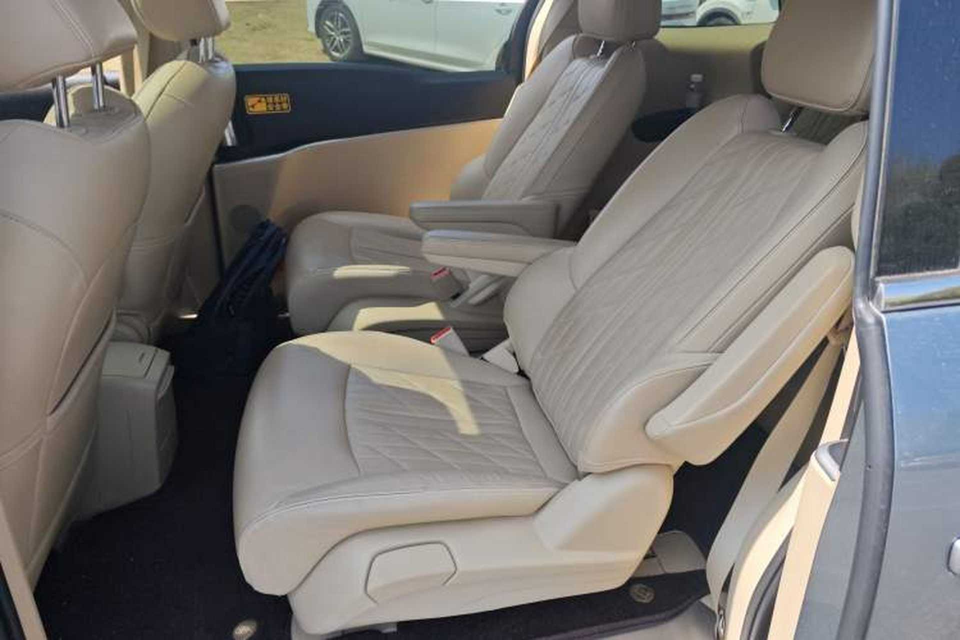 Used Buick GL8 2023 Land Executive Class 652T Luxury Model Left Rear Seat