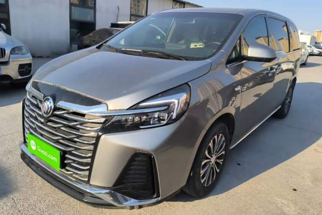 Used Buick GL8 2023 Facelifted Land Cruiser Executive Luxury Version