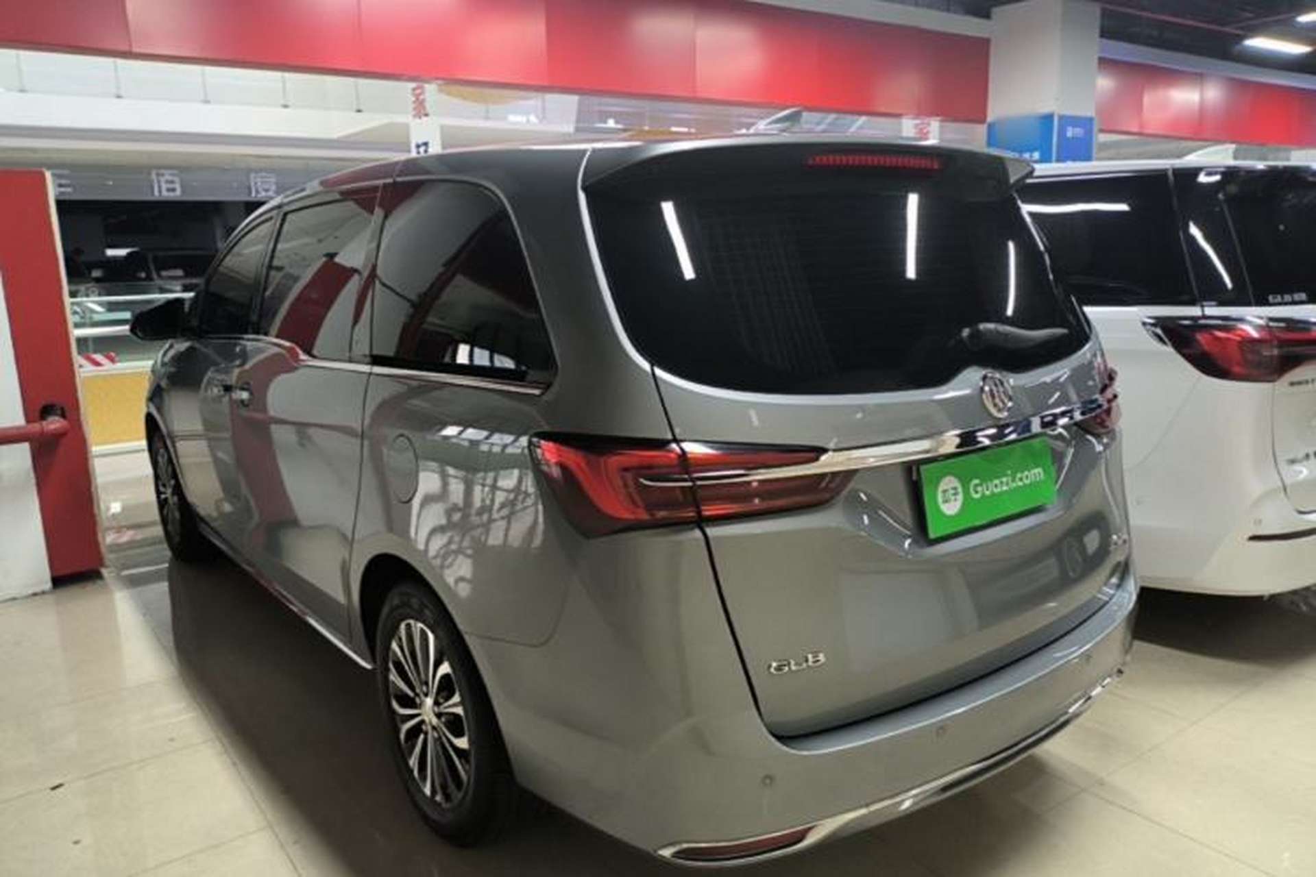 Used Buick GL8 2023 Land Executive Class Smart Enjoyment Model Rear Left 45 Deg