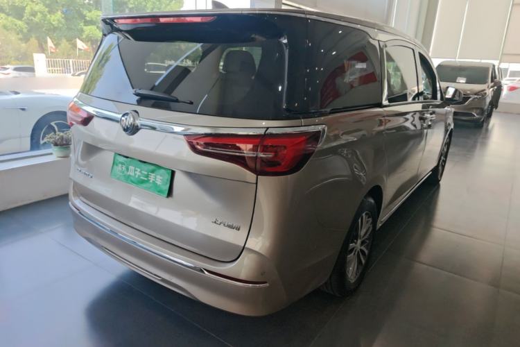 Used Buick GL8 2023 ES Lu Zun Deluxe Model Rear Right 45 Deg