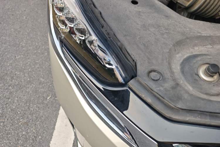 Used Buick GL8 2023 ES Lu Zun Comfort Model Right Front Headlight