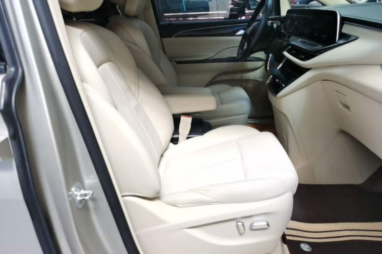Used Buick GL8 2023 ES Lu Zun Deluxe Model Right Front Seat
