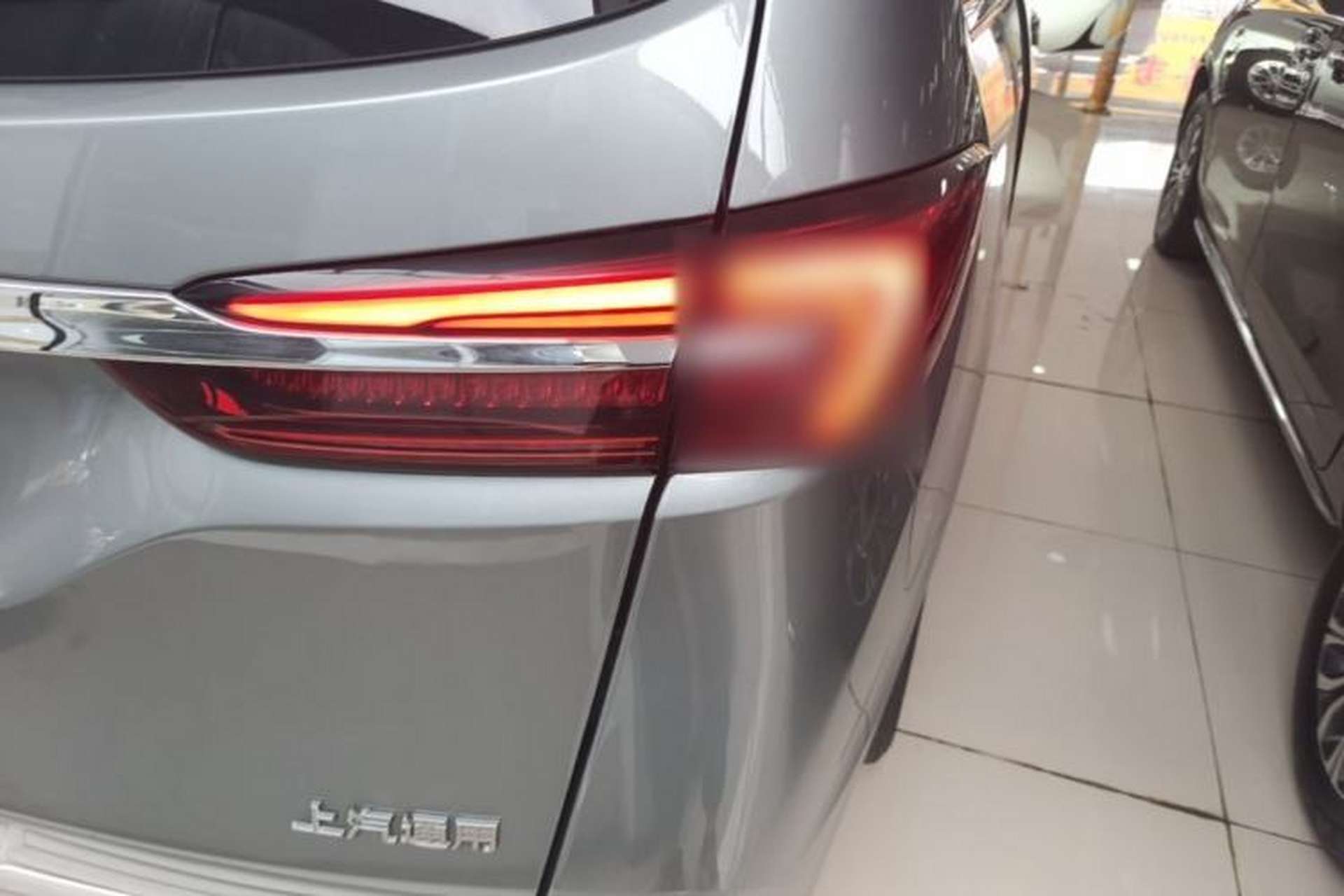 Used Buick GL8 2023 Land Executive Class Comfort Model Right Rear Taillight