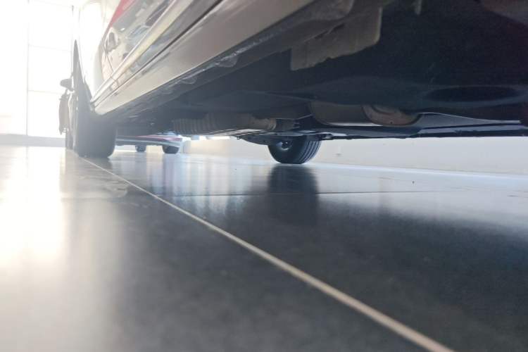 Used Buick GL8 2023 ES Lu Zun Deluxe Model Right Side Sill