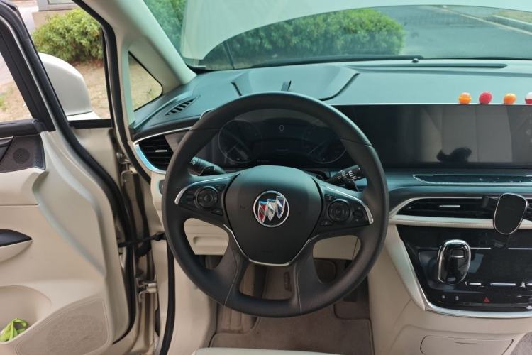 Used Buick GL8 2023 ES Lu Zun Comfort Model Steering Wheel
