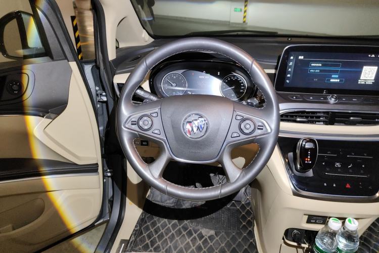 Used Buick GL8 2023 Land Business Class Smart Deluxe Model Steering Wheel
