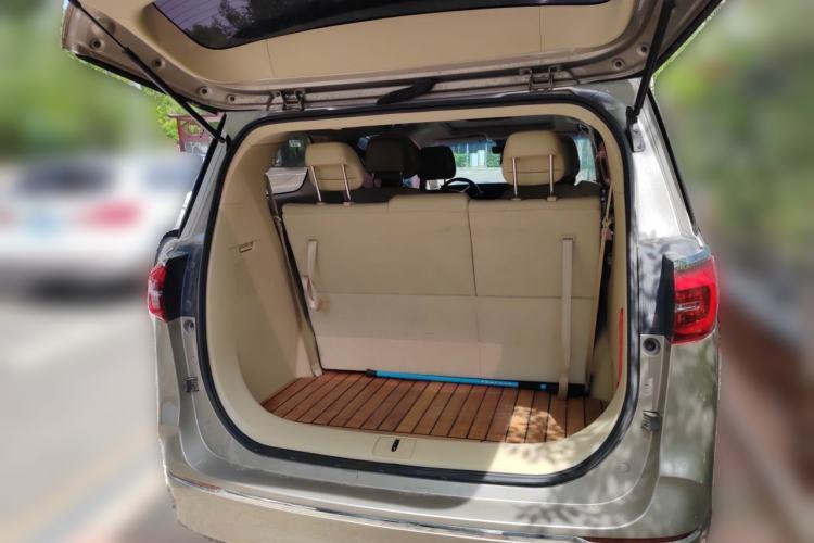 Used Buick GL8 2023 ES Lu Zun Deluxe Model Trunk
