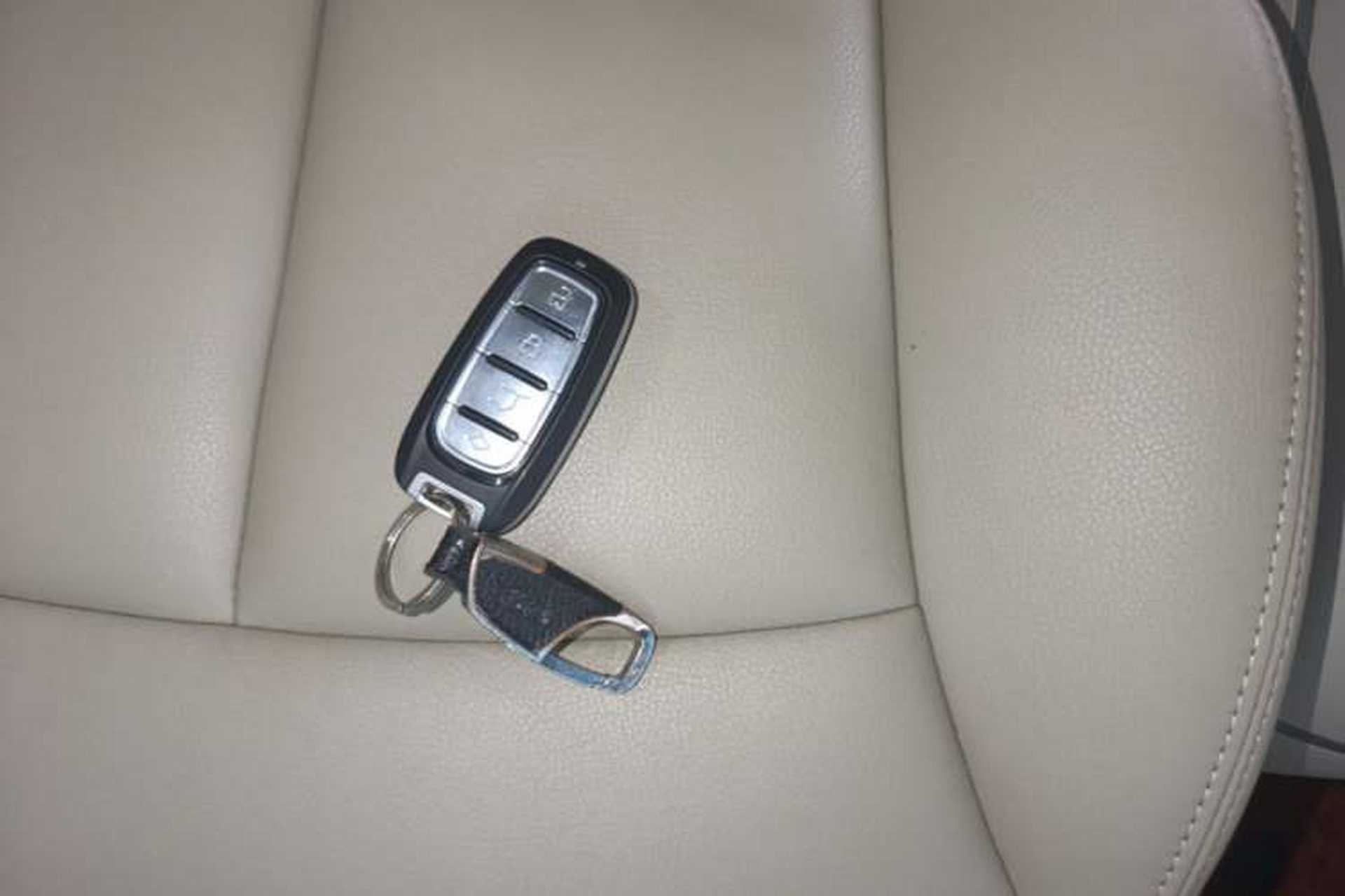 Used Buick GL8 2023 Land Executive Class Comfort Model Vehicle Key