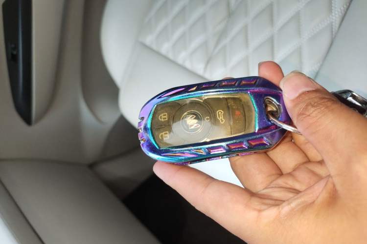 Used Buick GL8 2023 ES Lu Zun Comfort Model Vehicle Key