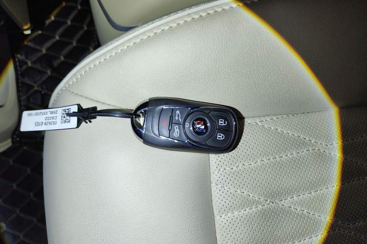 Used Buick GL8 2023 Land Business Class Smart Deluxe Model Vehicle Key