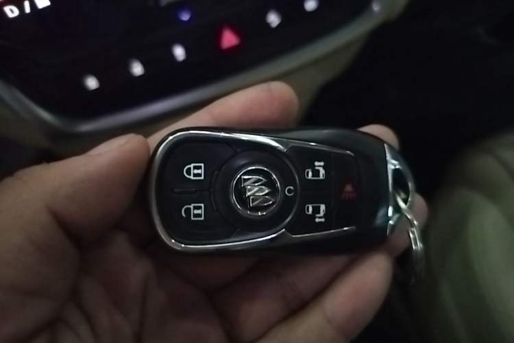 Used Buick GL8 2023 ES Lu Zun Deluxe Model Vehicle Key