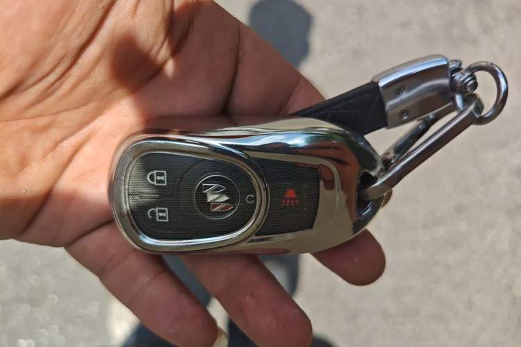 Used Buick GL8 2023 Land Executive Class Comfort Model Vehicle Key