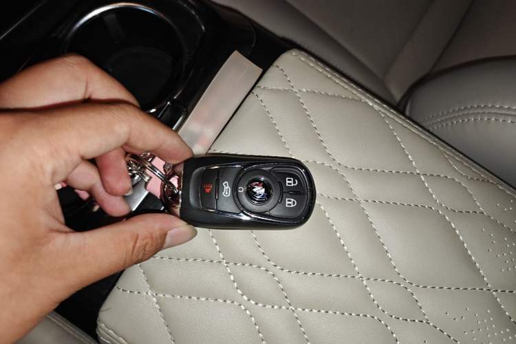 Used Buick GL8 2023 Land Executive Class Smart Enjoyment Model Vehicle Key